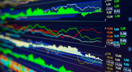 کدام روش برای تحلیل سهام بهتر است ؟